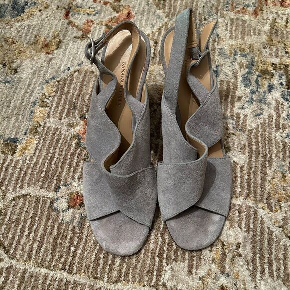 Banana Republic Gray Wedge Sandals with Suede Finish - Picture 2 of 5